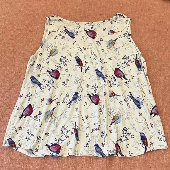 Bird Print Tank Top - Picture 8 of 10